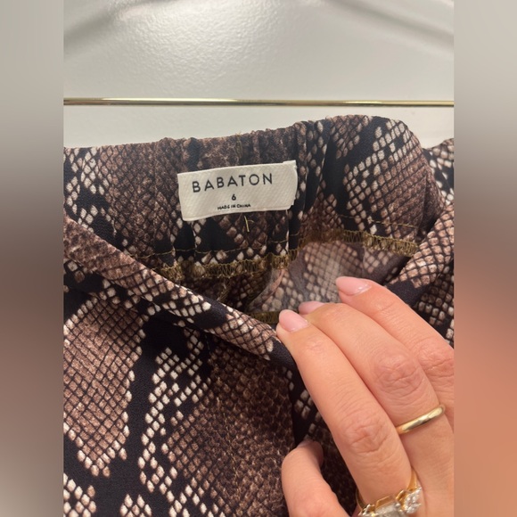 ARITZIA BABATON ATELIER: CONAN" Cropped Pants Size 6 (BLACK-BROWN SNAKE) - Picture 4 of 4